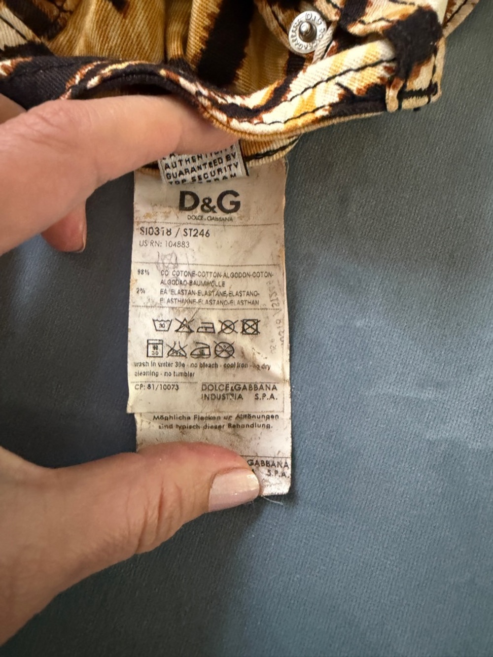 Dolce & Gabbana Tiger-Print Pencil Skirt - Yellow Black - Picture 11 of 12